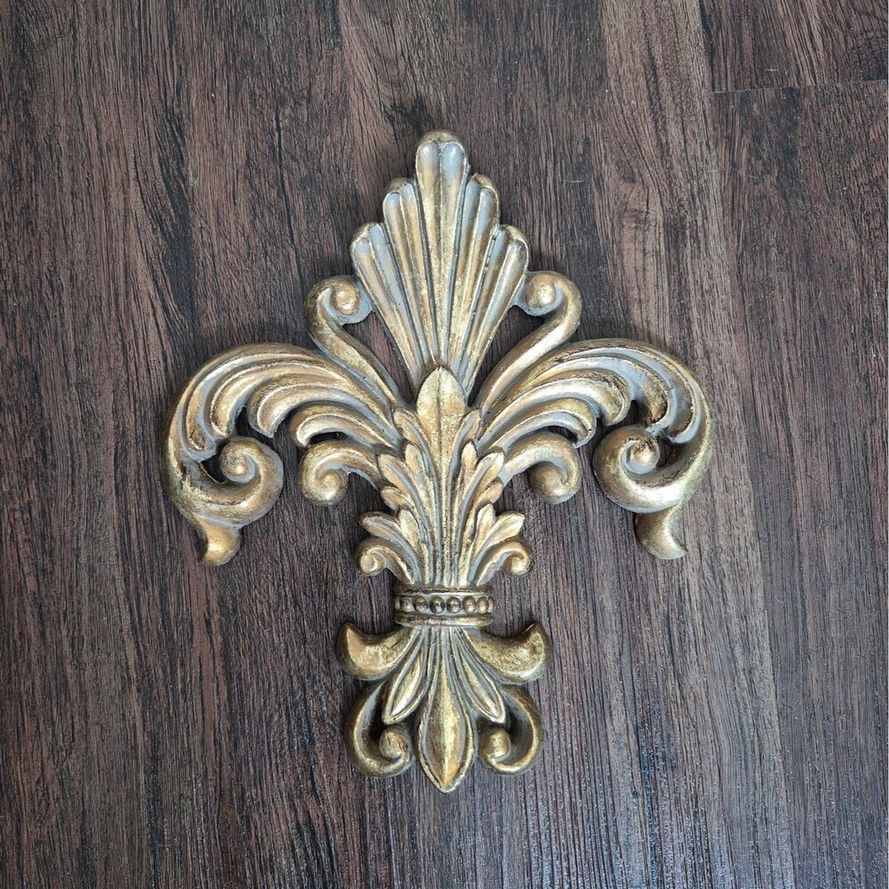 Vtg Fleur de Lis Wall Plaque Tuscan Medieval French Country Gold Gilt Heavy